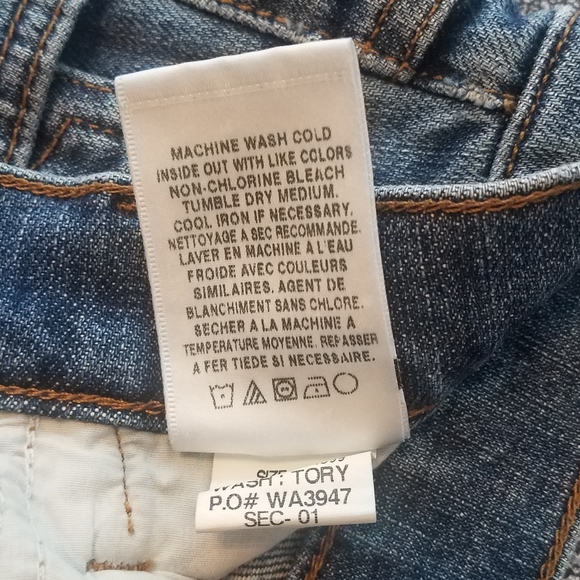 Joe's Jeans High Rise Side Roll Short in Tory - Picture 9 of 10